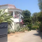 Erdgeschoss Der Du Pebrier Cote D'azur By Interhome *