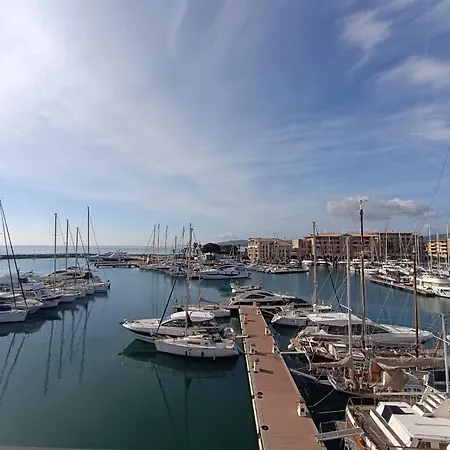 Erdgeschoss Der Du Pebrier Cote D'azur By Interhome