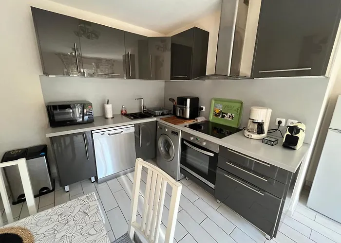 Erdgeschoss Der Du Pebrier Cote D'azur By Interhome Apartmán