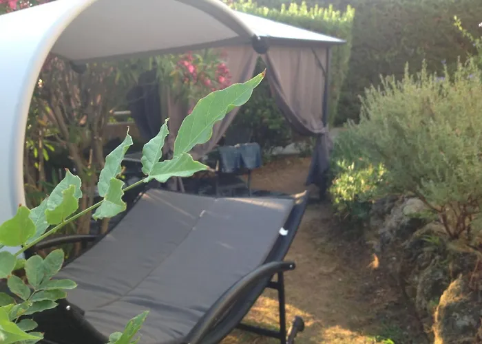 Erdgeschoss Der Du Pebrier Cote D'azur By Interhome *
