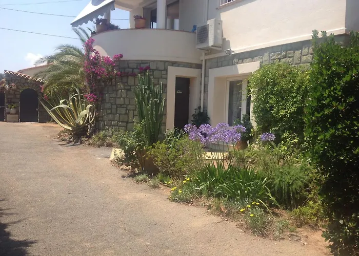 Erdgeschoss Der Du Pebrier Cote D'azur By Interhome