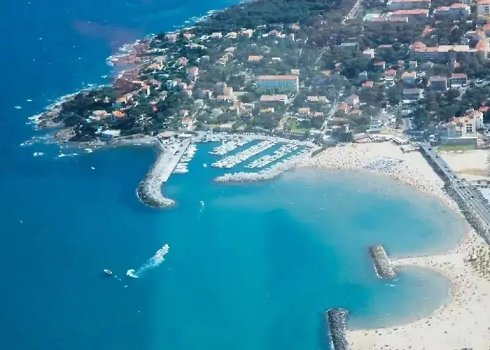 Erdgeschoss Der Du Pebrier Cote D'azur By Interhome *